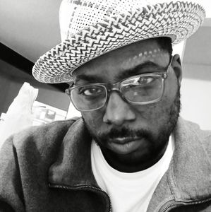 Meet your Posher, Angelo